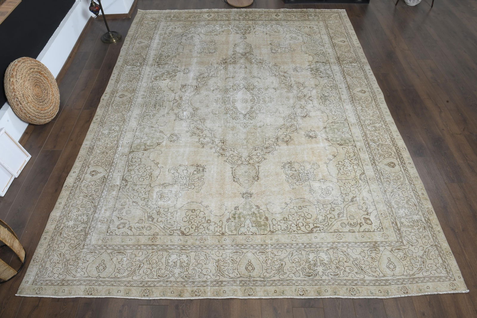 9.1x12.5 ft, BEIGE MINIMALIST RUG: Title: 9.1x12.5 ft, BEIGE MINIMALIST RUG Description: This Turkish one-of-a-kind Anatolian Vintage Rug is hand-knotted and handwoven by the most skilled artisans who use pure wool, in muted, natural t