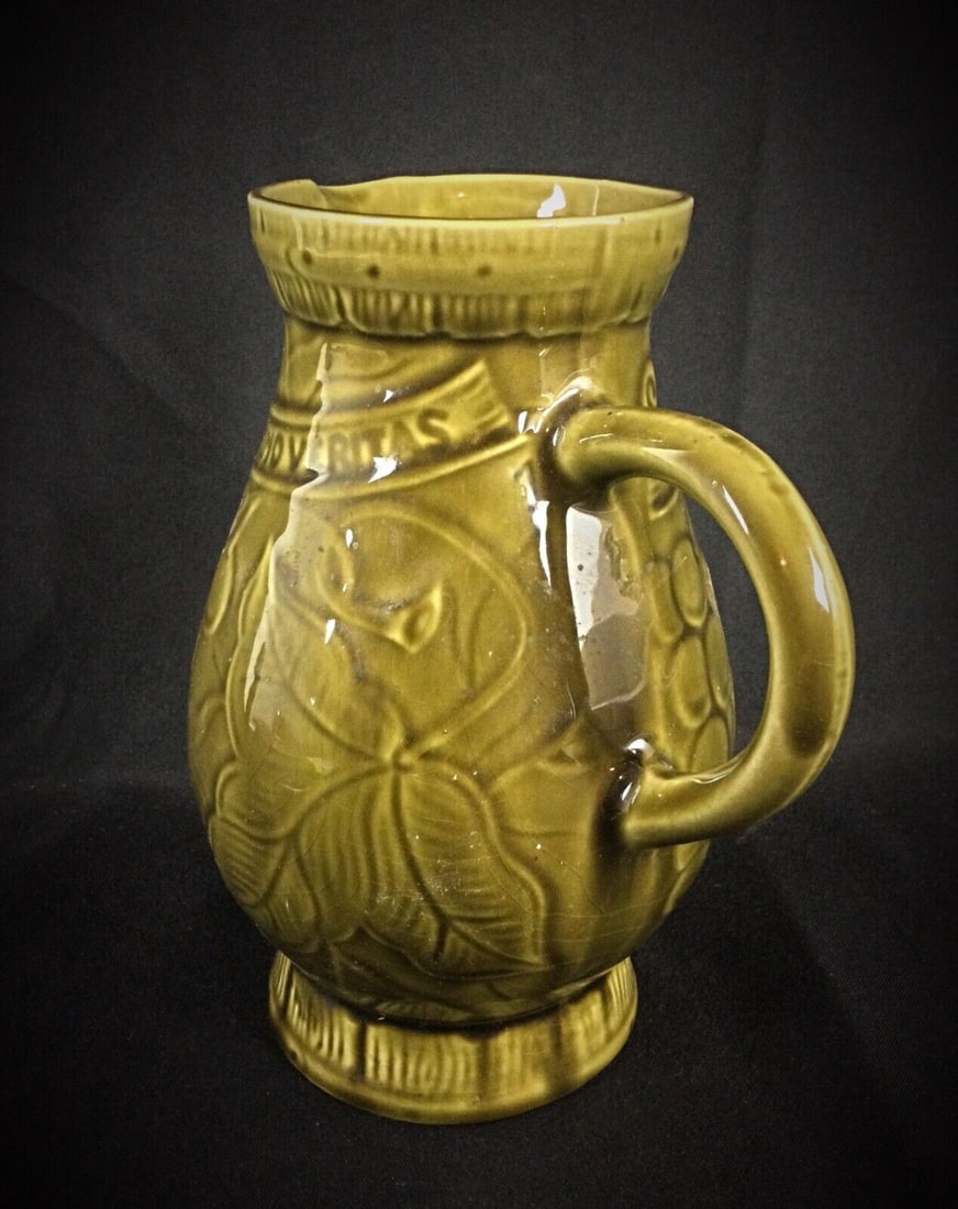 Sarreguemines Pitcher or Jug with Grape and Vine Flower Design - 5