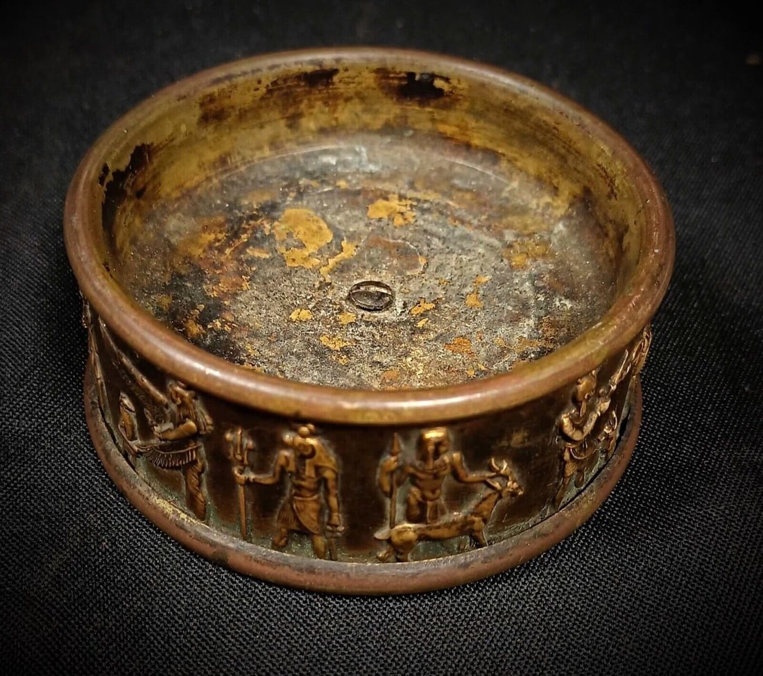 Antique 20th Century Egyptian-Themed Trinket Dish - 2