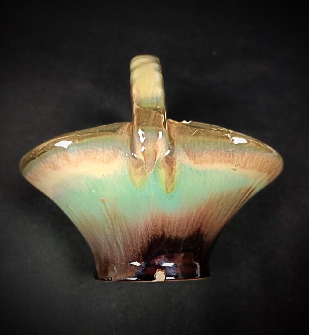 Vintage Charming Small Ceramic Basket - 4