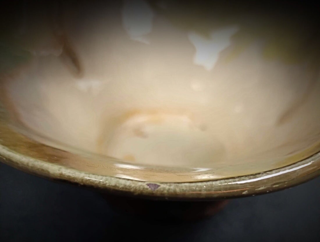 Vintage Charming Small Ceramic Basket - 8