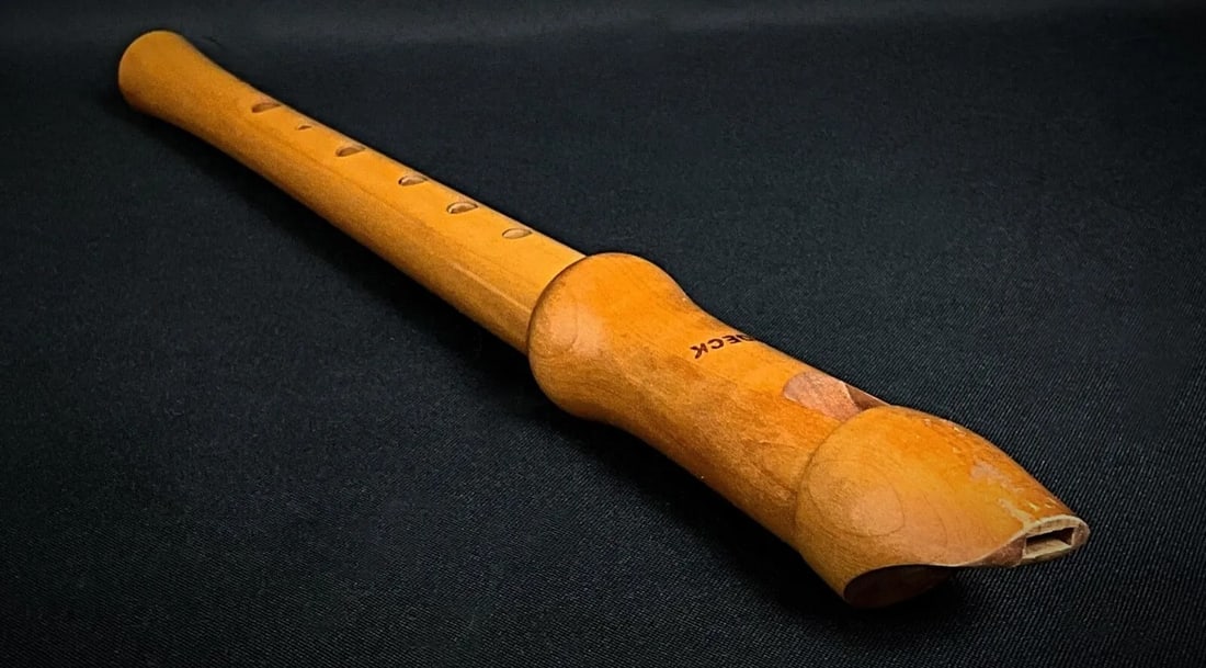 Vintage Moeck German Wooden Flute with Original Box and Instruction Book - 2