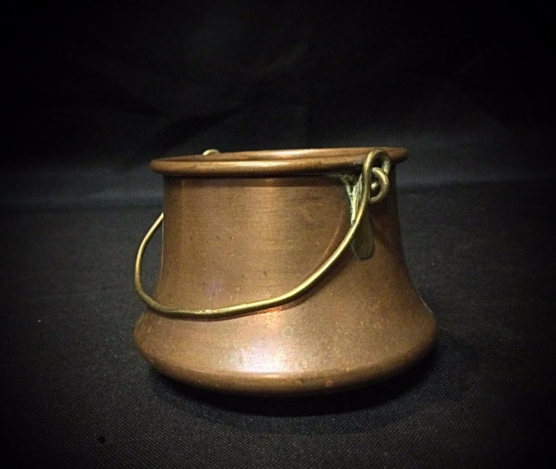 Antique Copper Cauldron – "Poitiers" Engraved, Vintage Decorative Collectible - 7