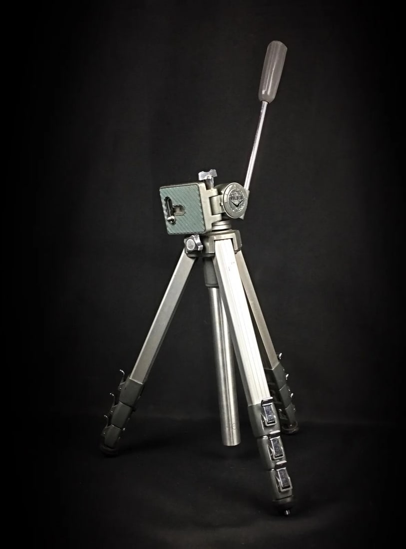 Vintage Velbon Telescopic Tripod – Max Height 110 cm - 3