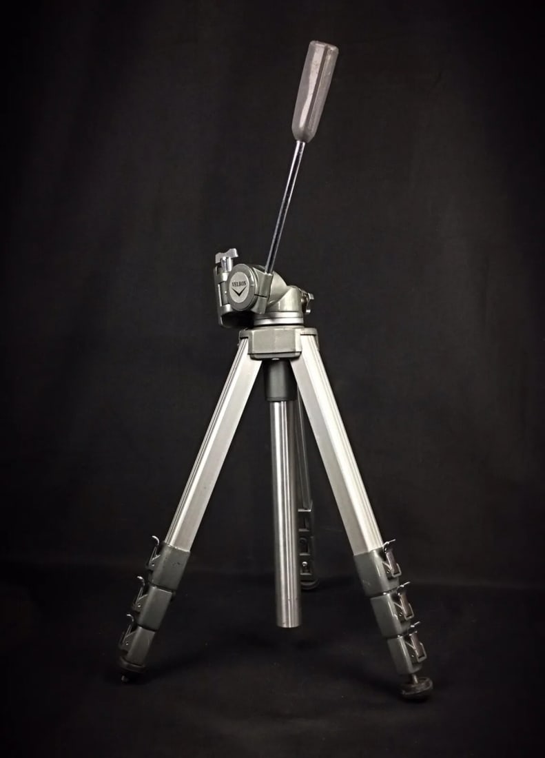 Vintage Velbon Telescopic Tripod – Max Height 110 cm - 5