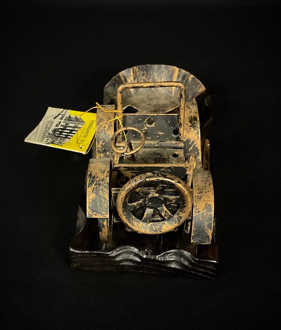 Vintage and Rare 1910 Ford Metal Sculpture on Wooden Base by Ferroantic - 10