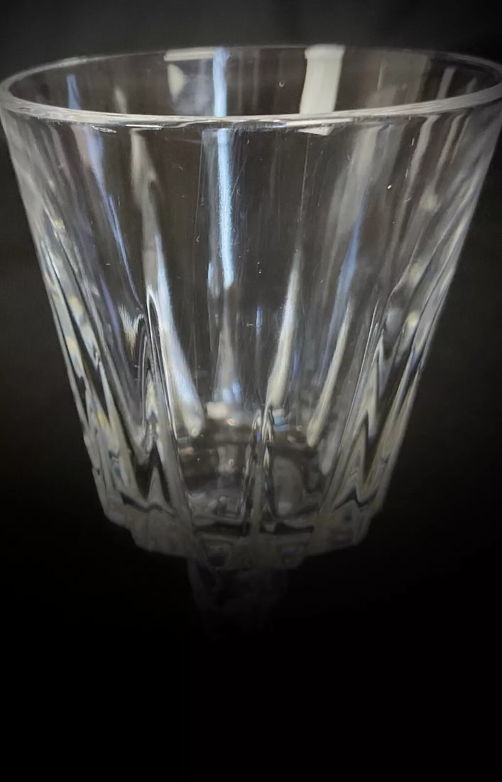 Set of 5 Charming Vintage Liqueur Glasses - 7