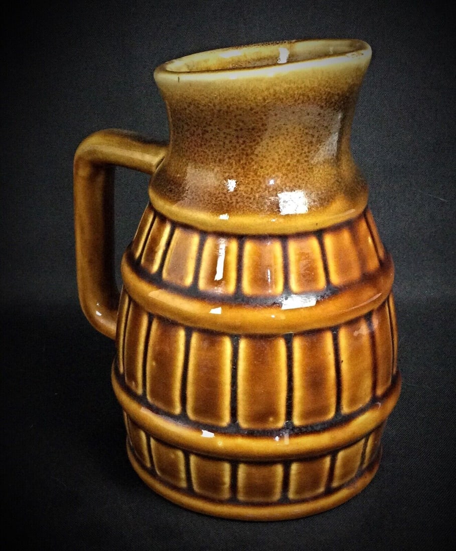 Beautiful 50 cl Bar, Restaurant, or Brasserie Flame Pitcher, Signed - 2