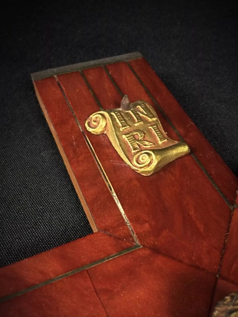 Large 20th Century Crucifix in Regule and Wood - Esoteric Religious Deco - 3