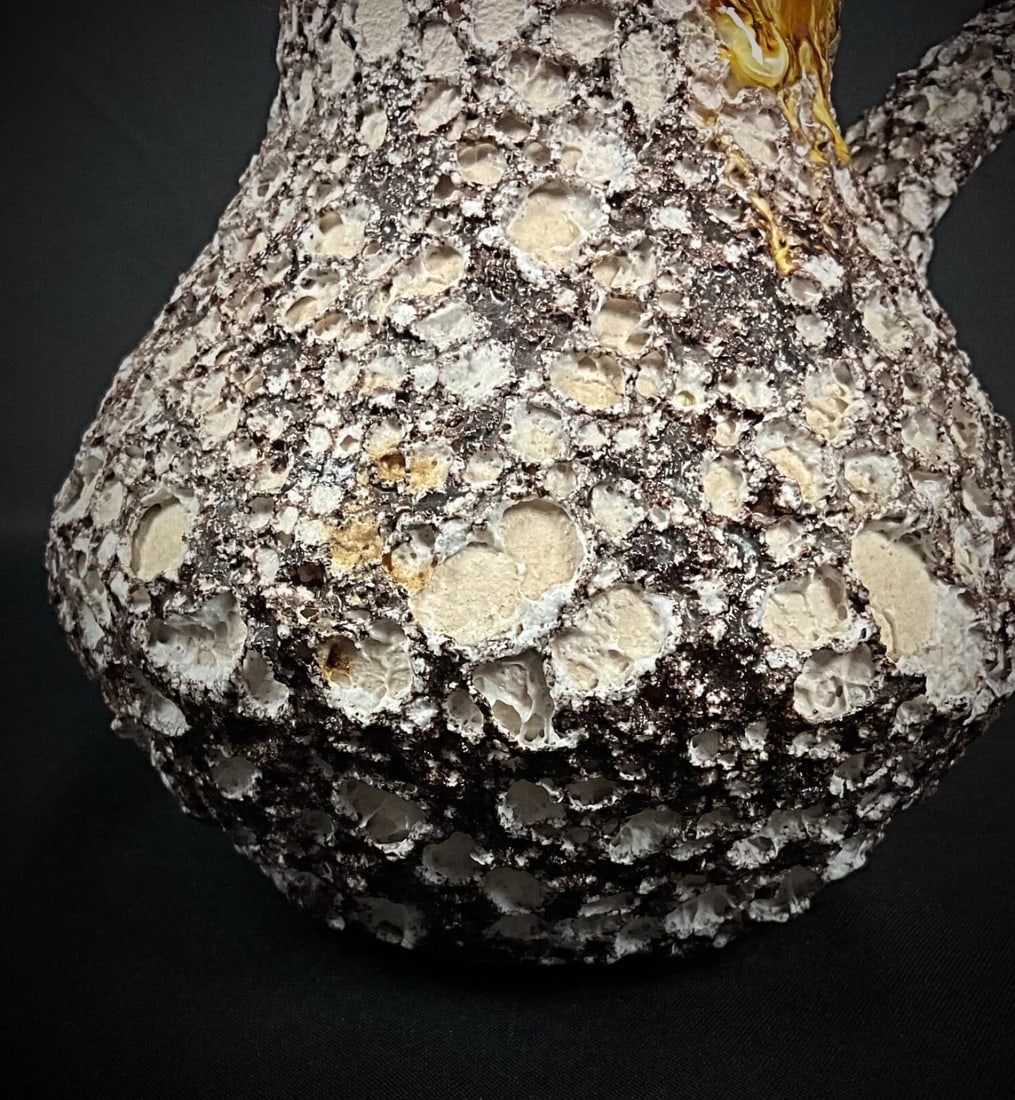 Beautiful Speckled Ceramic Pitcher in Vallauris Style - 8