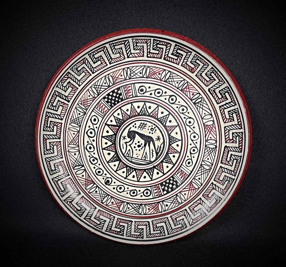 Charming Handmade Rhodes Museum Replica Plate in 750 B.C. Geometric - 2