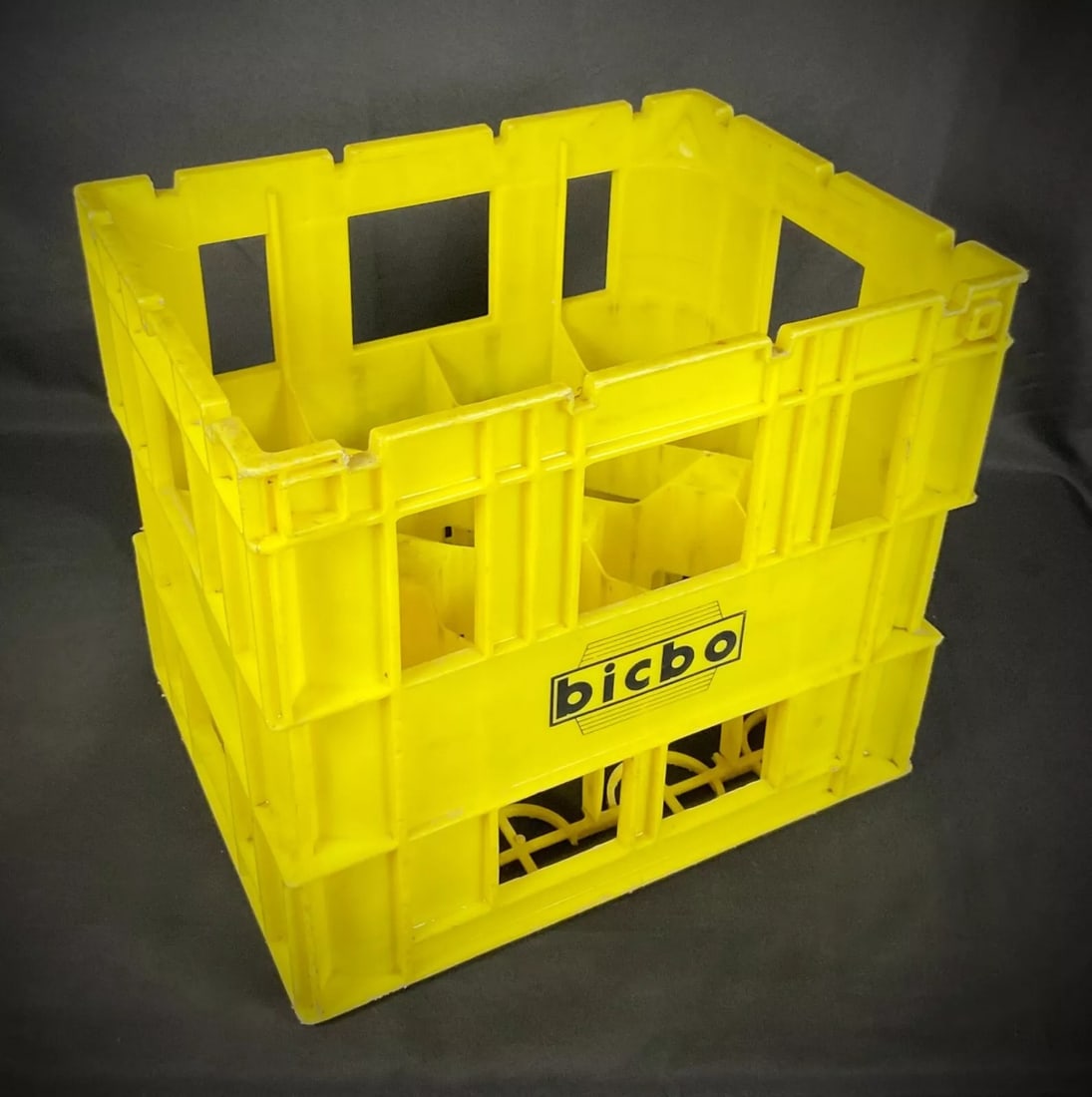 Vintage Yellow "Bicbo" Bottle Crate – Holds Up to 12 Bottles - 7