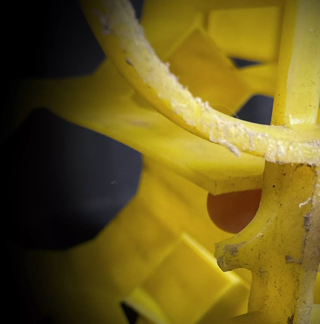 Vintage Yellow "Bicbo" Bottle Crate – Holds Up to 12 Bottles - 8