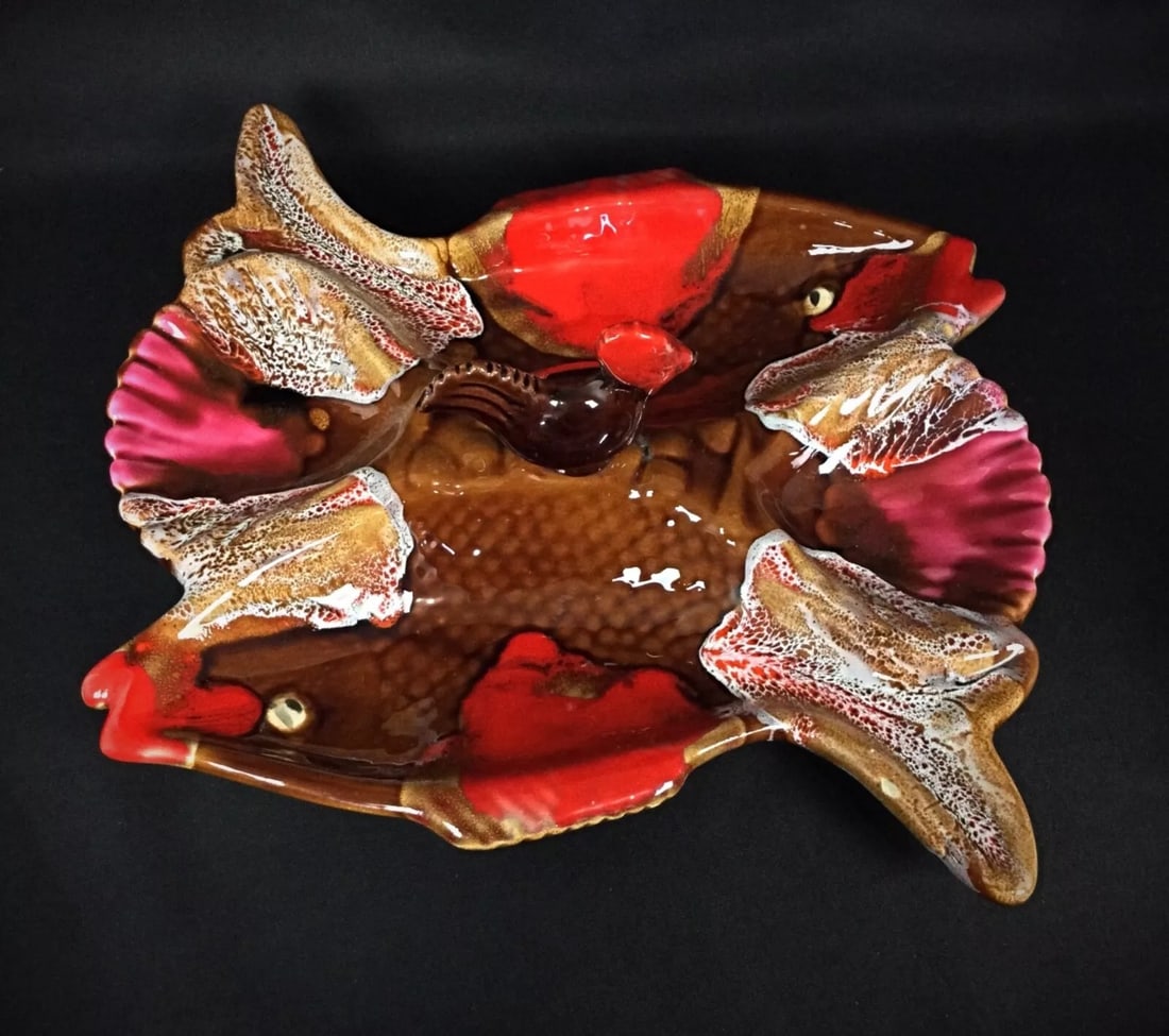 Beautiful Vallauris Compartmentalized Appetizer Dish – Fish and Rooster - 5