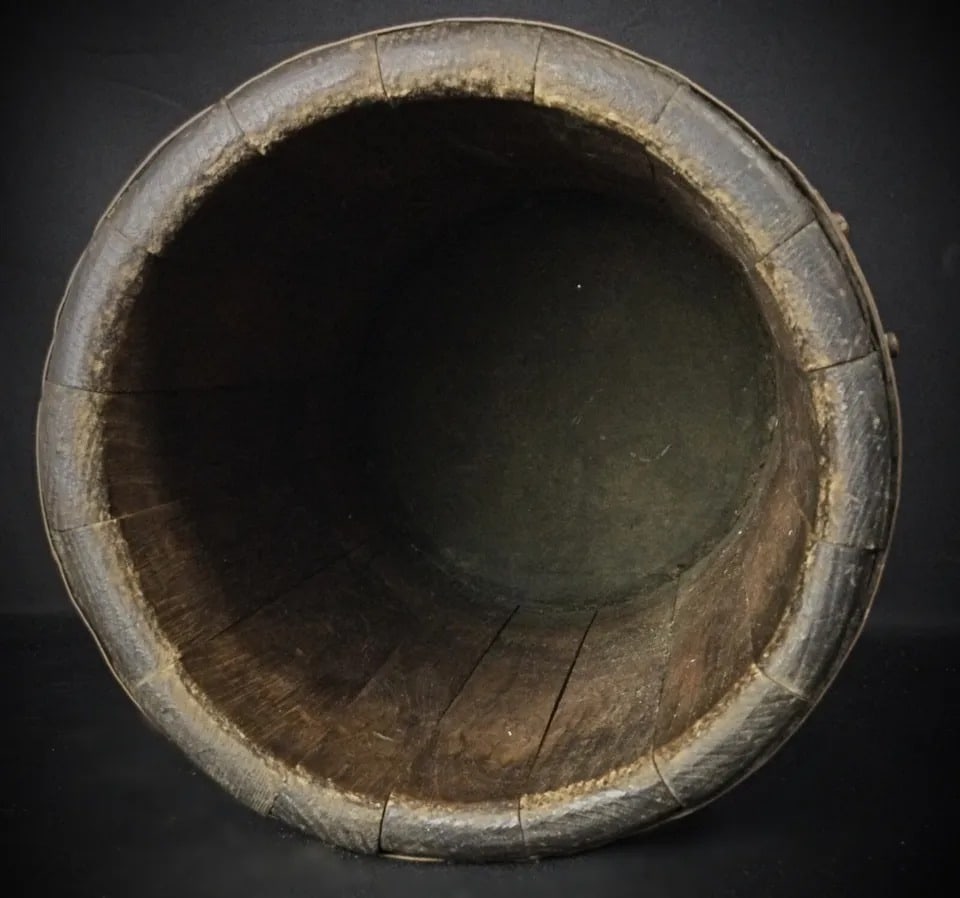 Antique Late 19th-Early 20th Century Wooden Butter Churn with Copper Ban - 3