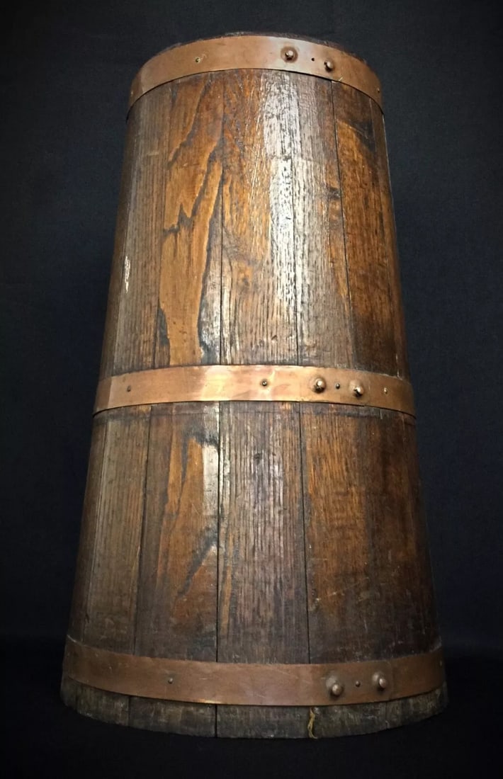 Antique Late 19th-Early 20th Century Wooden Butter Churn with Copper Ban - 5