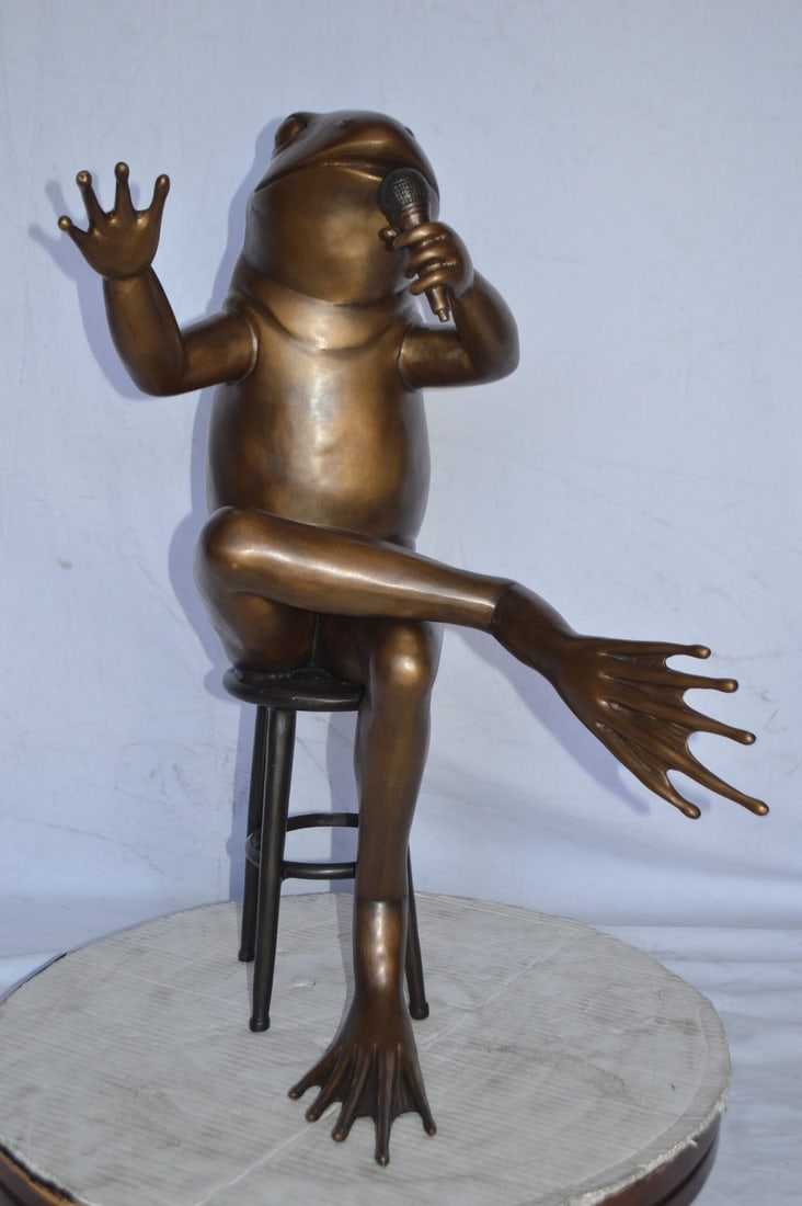 Comedic Frog bronze statue - Size: 25"L x 20"W x 30"H. - 14