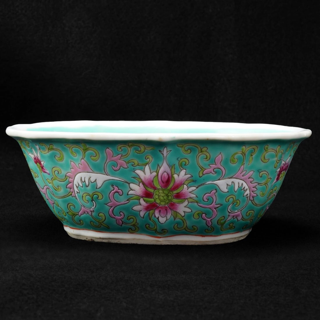 19th C Chinese Turquoise Peony Bowl - 4