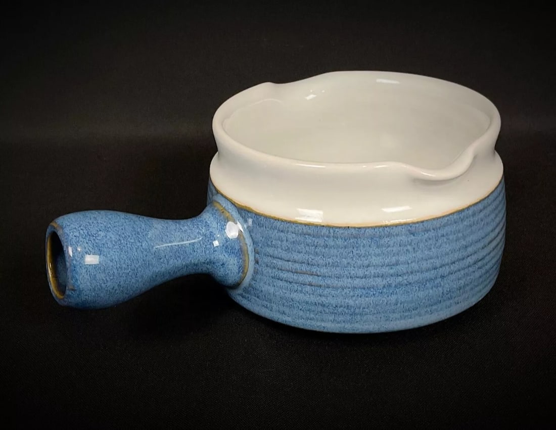 Vintage Blue and White Faience Sauce Boat – Elegant Gravy Boat, 16.5 cm - 4