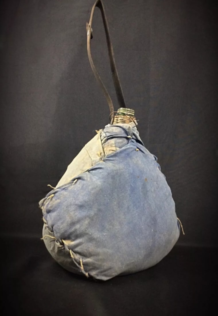 Vintage 20th-Century French Demijohn Bottle with Woven Case - 3