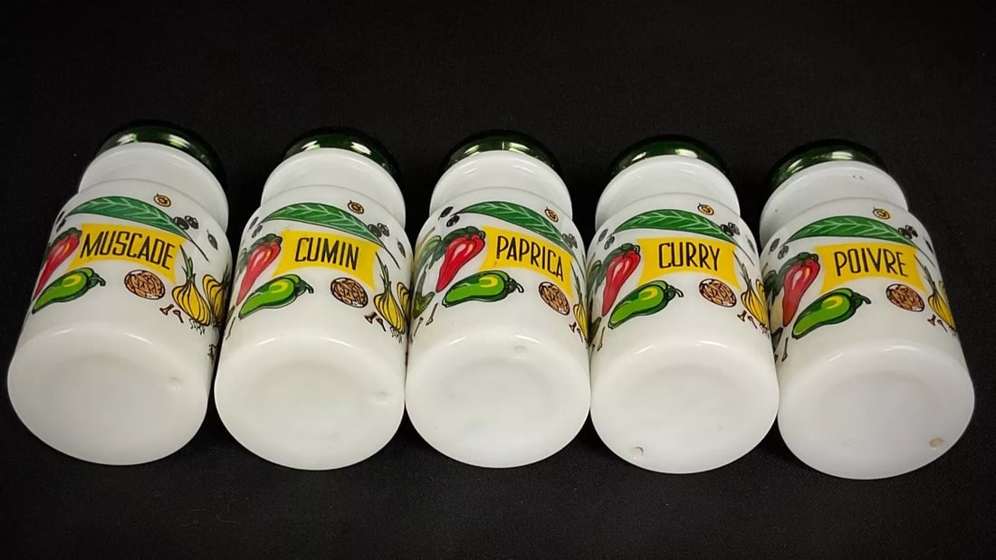 Vintage Porcelain Spice Set – Nutmeg, Paprika, Curry, Cumin, Pepper - 3