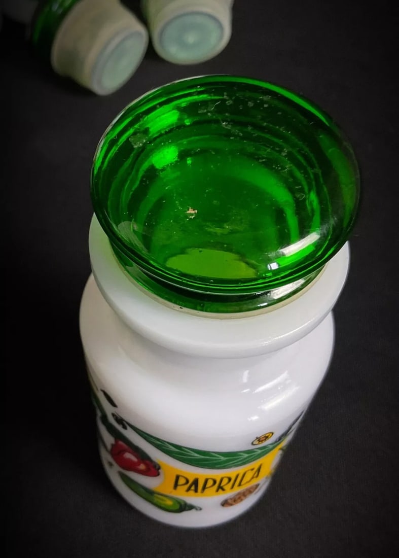 Vintage Porcelain Spice Set – Nutmeg, Paprika, Curry, Cumin, Pepper - 5