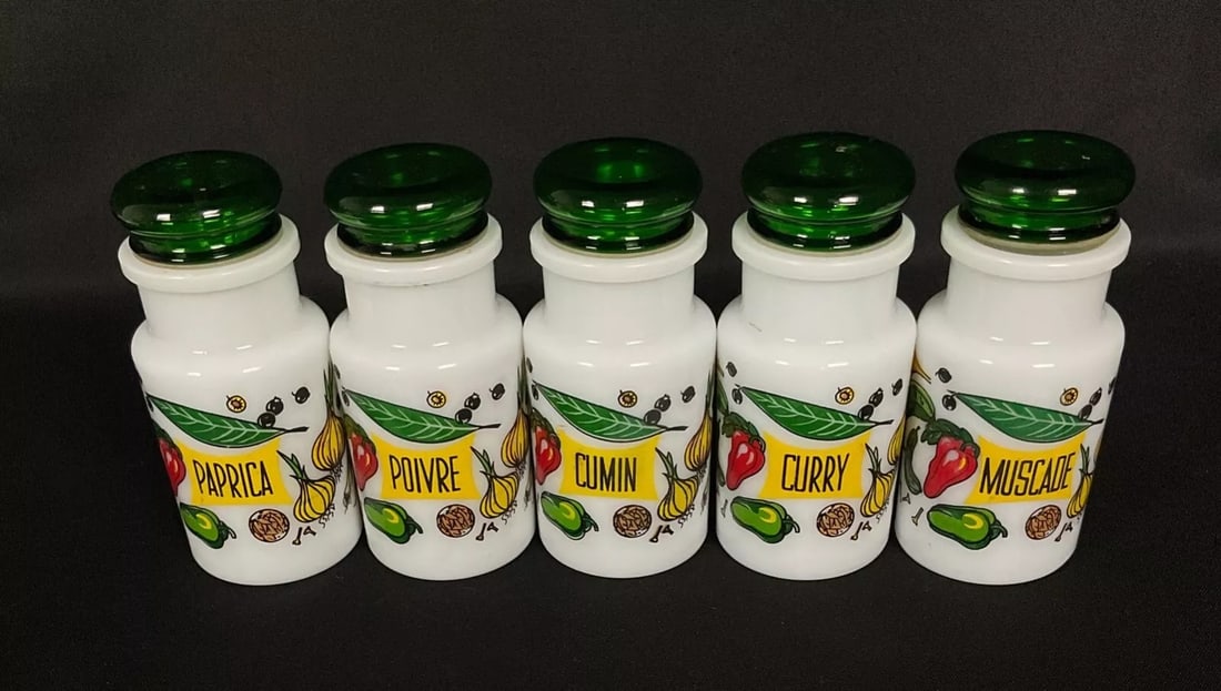 Vintage Porcelain Spice Set – Nutmeg, Paprika, Curry, Cumin, Pepper - 6