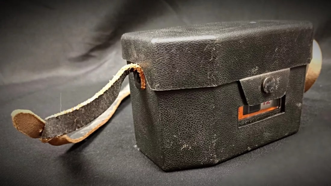 Vintage Kodak Instamatic 133 Camera - 7