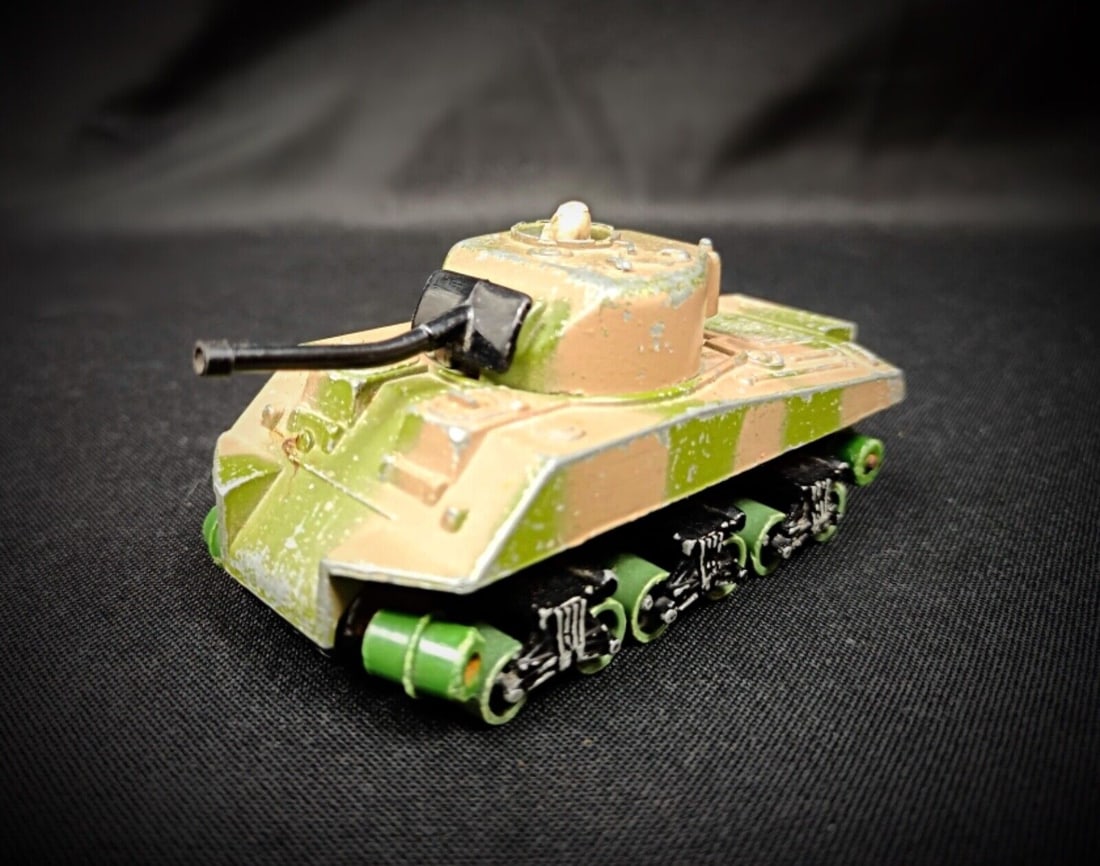 Vintage 1974 Matchbox Sherman Tank by Lesney - Battle Kings Series - 2
