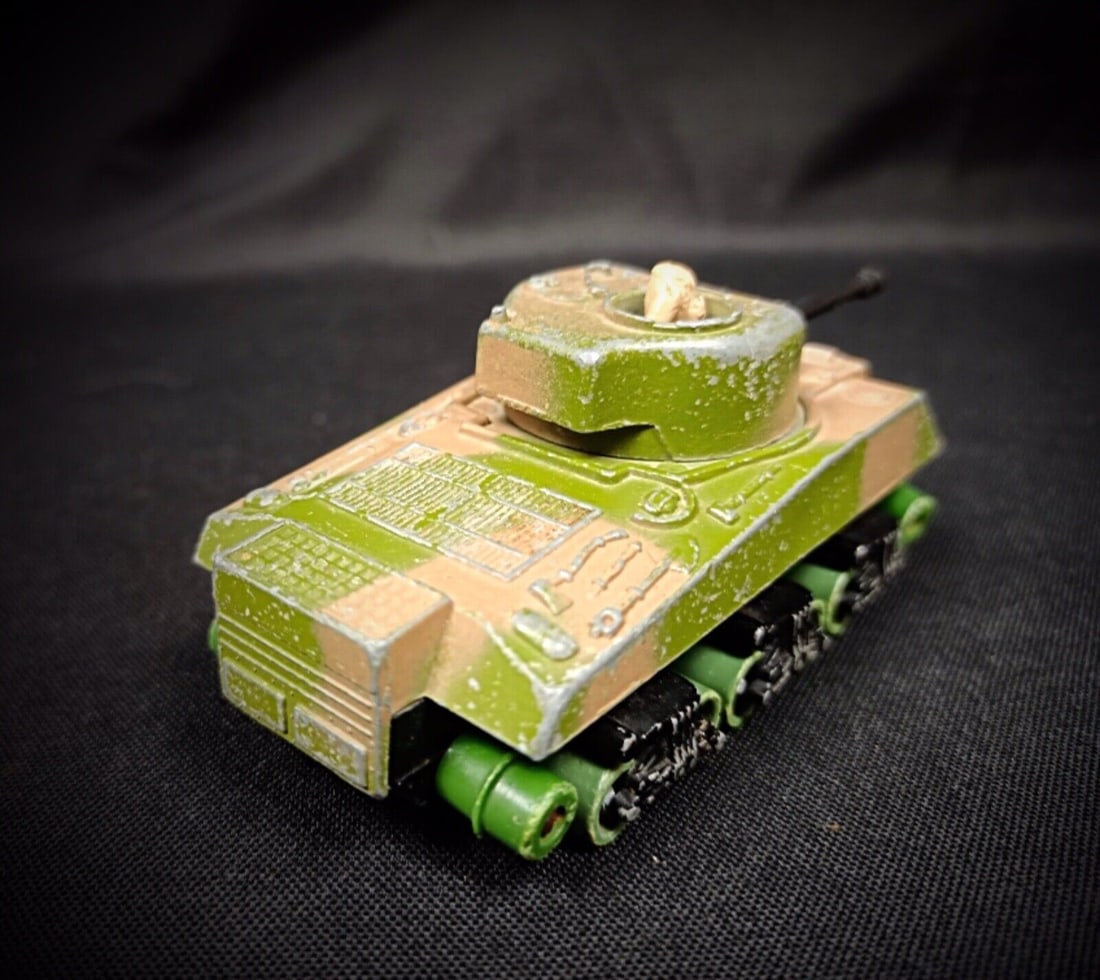 Vintage 1974 Matchbox Sherman Tank by Lesney - Battle Kings Series - 4