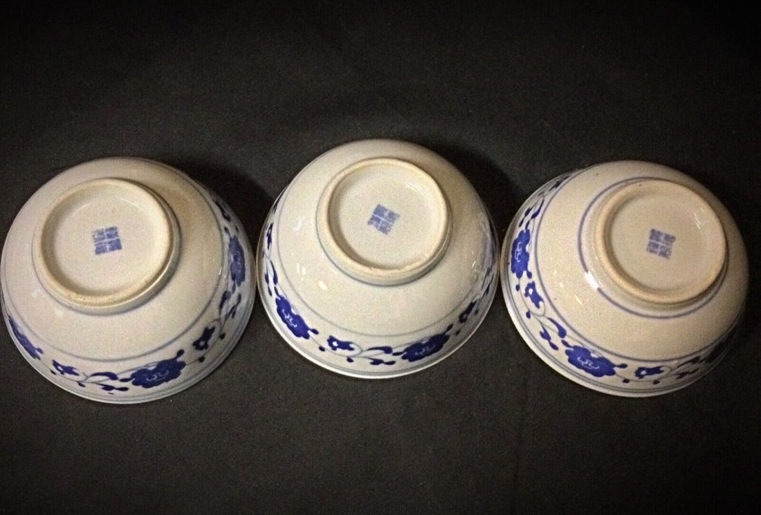 Set of 6 Chinese Porcelain Rice Bowls with 3 Spoons - 5