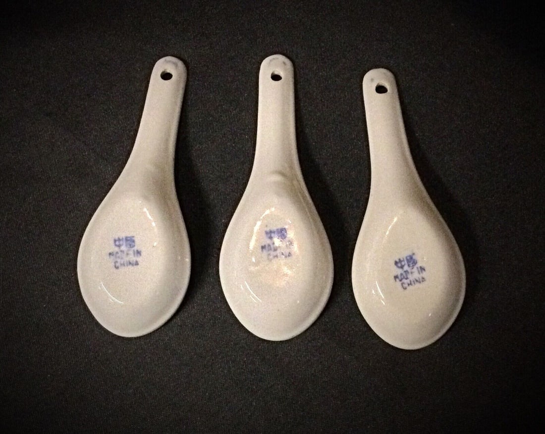 Set of 6 Chinese Porcelain Rice Bowls with 3 Spoons - 9