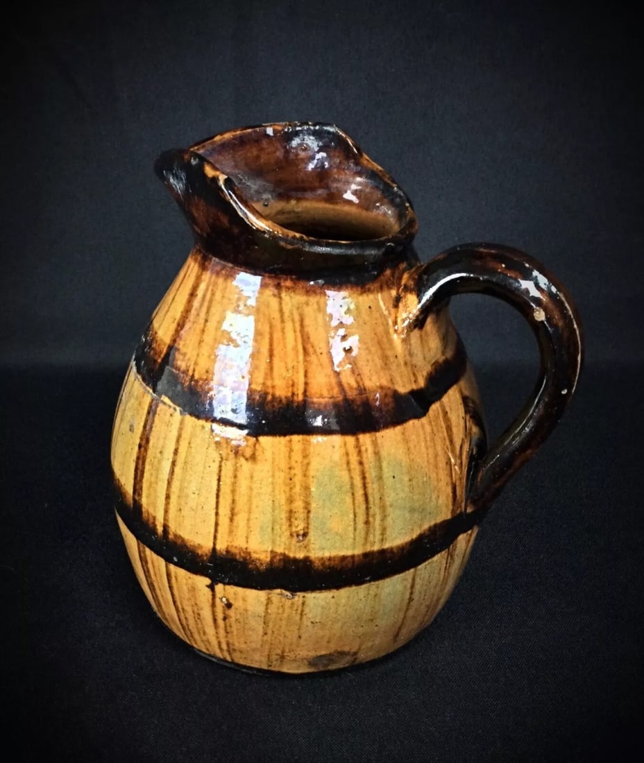 Antique Ceramic Barrel-Shaped Pitcher – Charming Vintage Design - 10