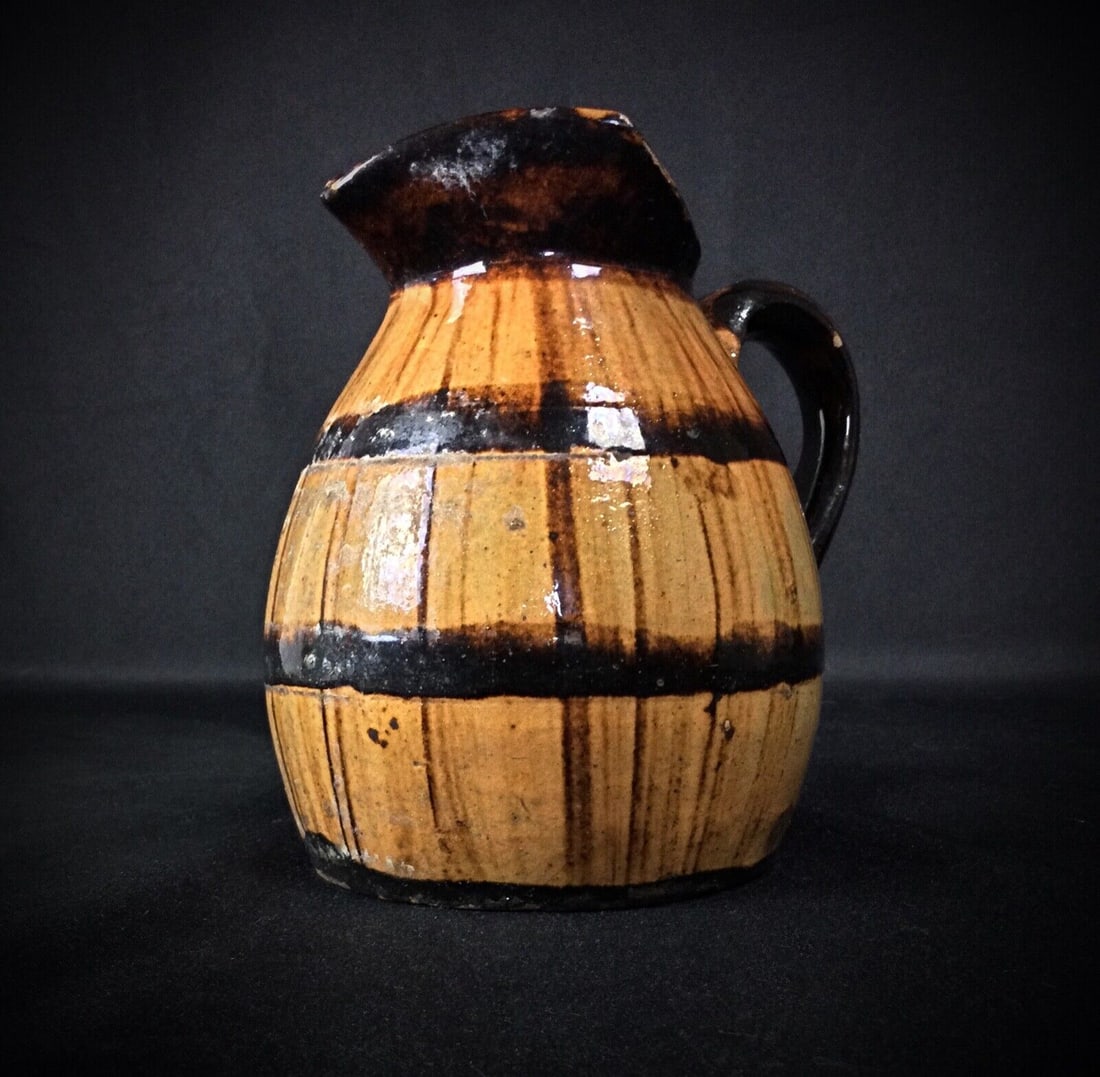 Antique Ceramic Barrel-Shaped Pitcher – Charming Vintage Design - 2