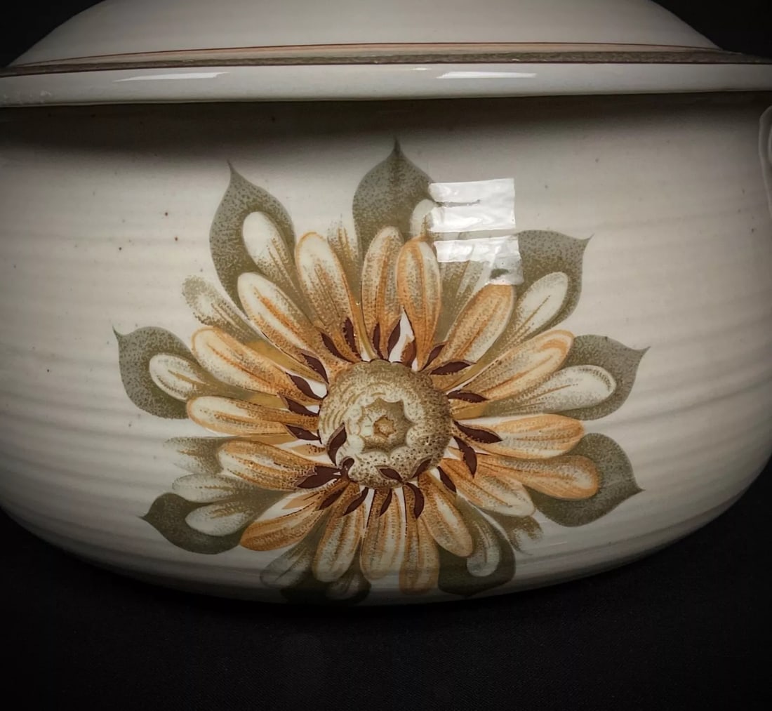 Antique 20th-Century French Stoneware Soup Tureen by La Vallée Castille - 8