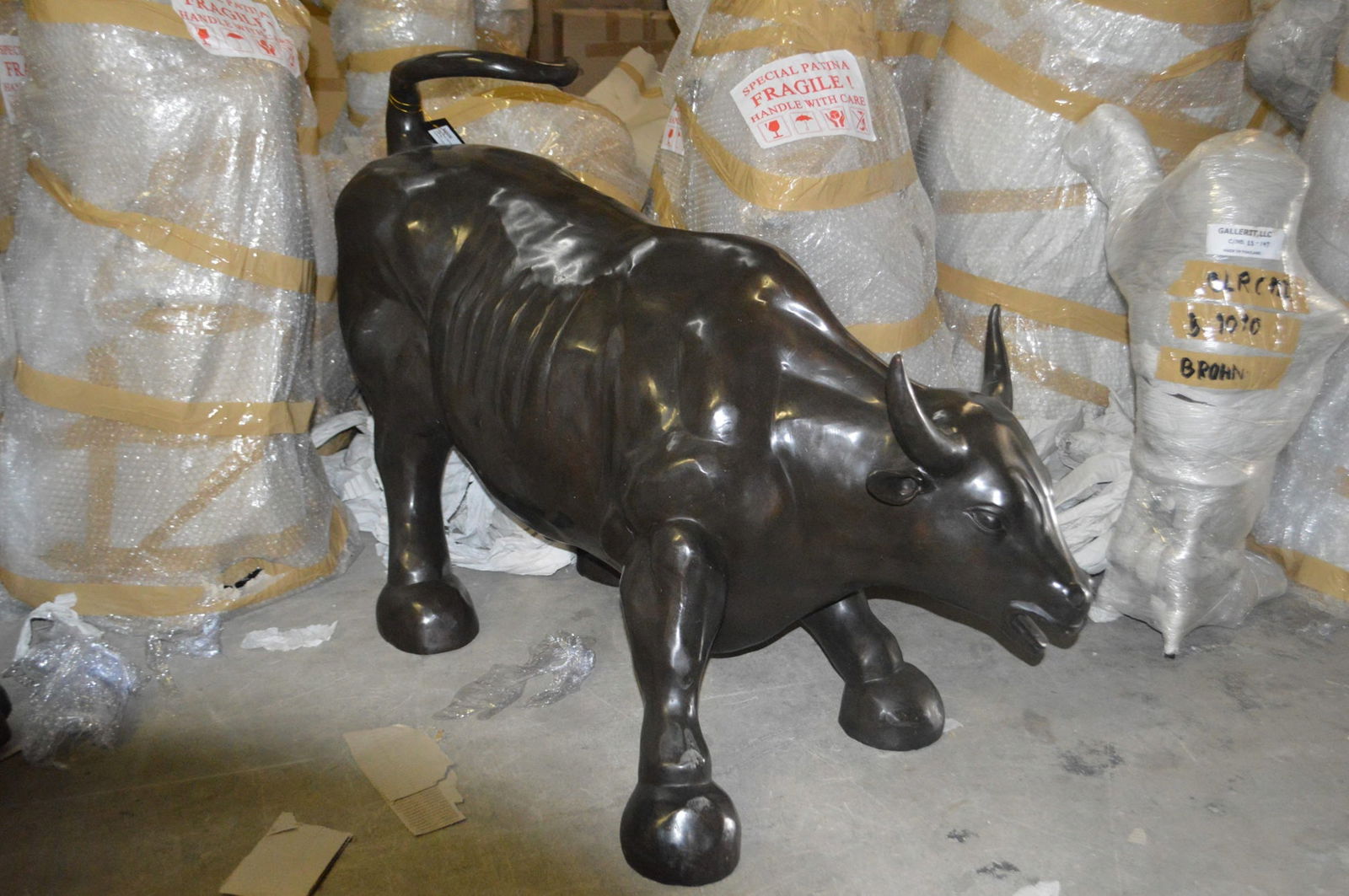 Wall street Bull - large Bronze Statue - Size: 22"L x 50"W x 33"H. - 7