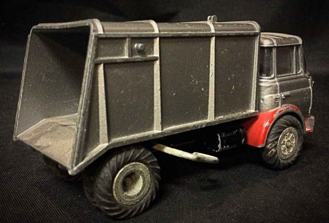 Vintage JRD Berliet Relaxe Truck Toy - 4