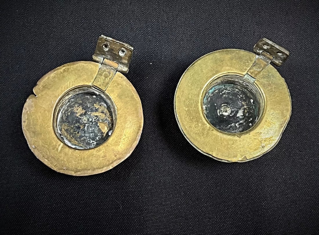 Antique WWI Inkwell with German Flare Shell Heads on Wooden Base - 3