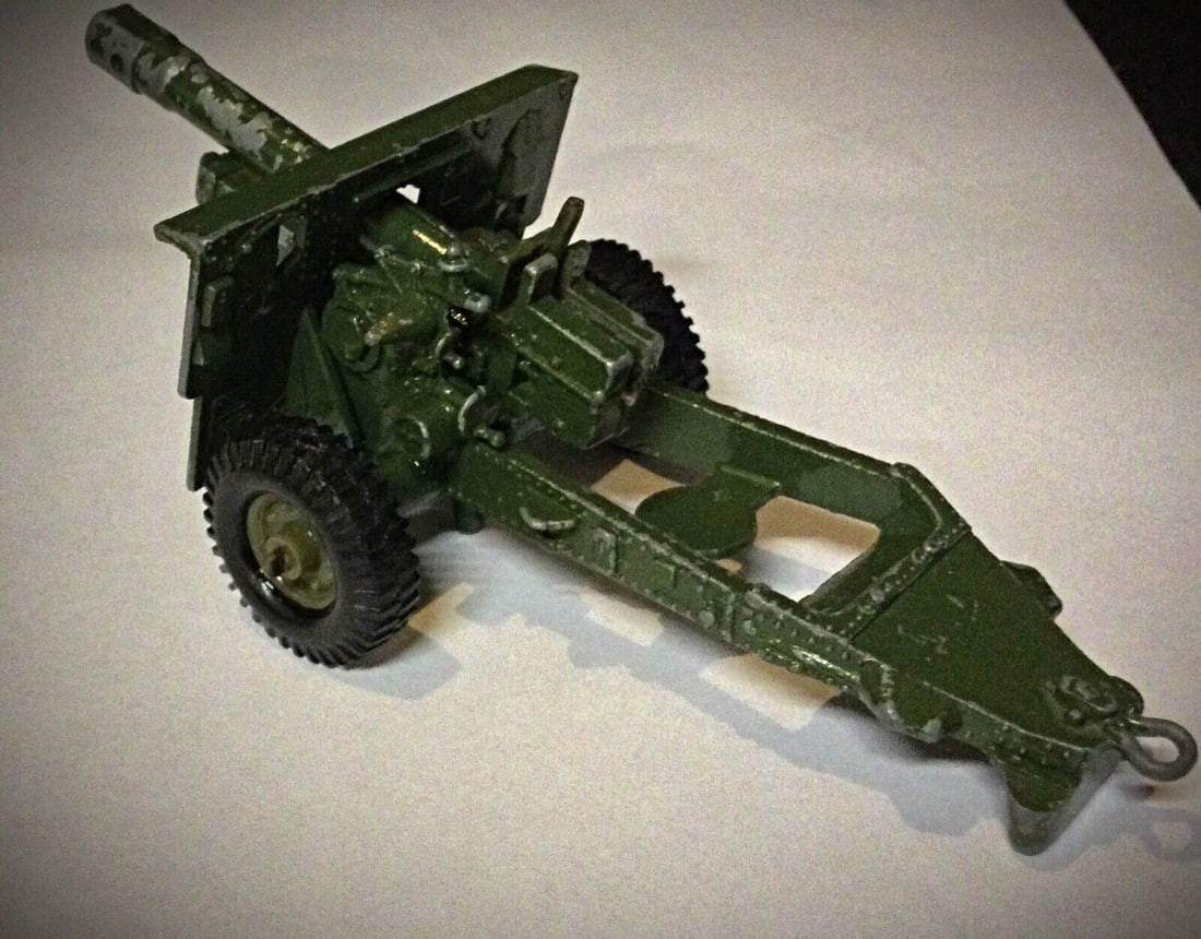Vintage Miniature Anti-Tank Cannon - The Crescent Toys Militaria - 5
