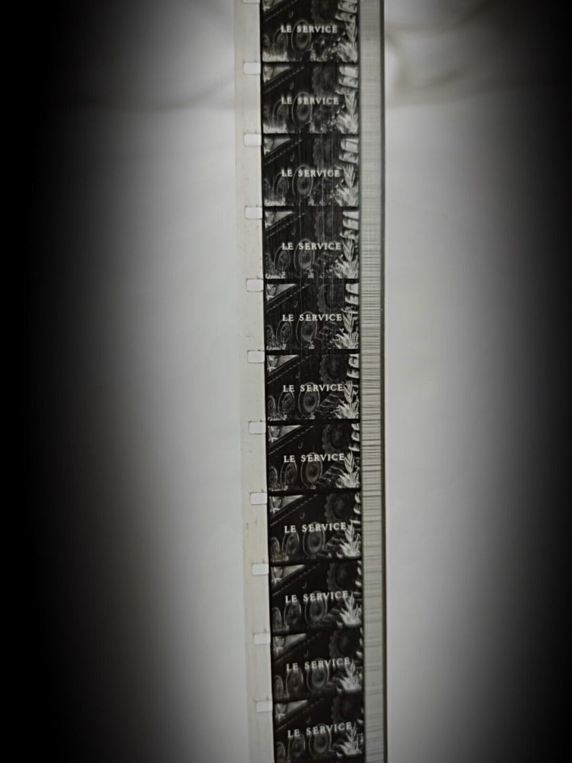 Vintage Military Film with Metal Box "ECPA" - Les Véhicules Blindés - 9