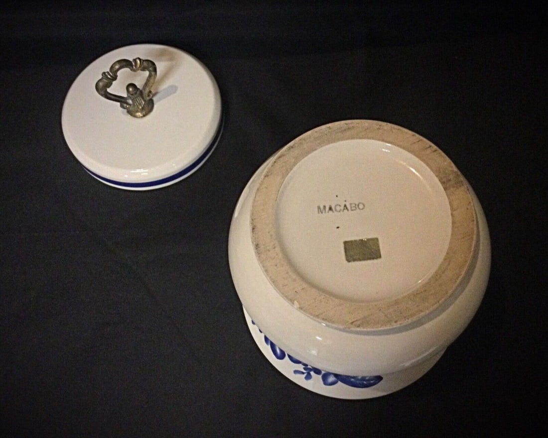 Antique Blue Floral Faience Funeral Urn - Macabo Design, 20th Century - 10