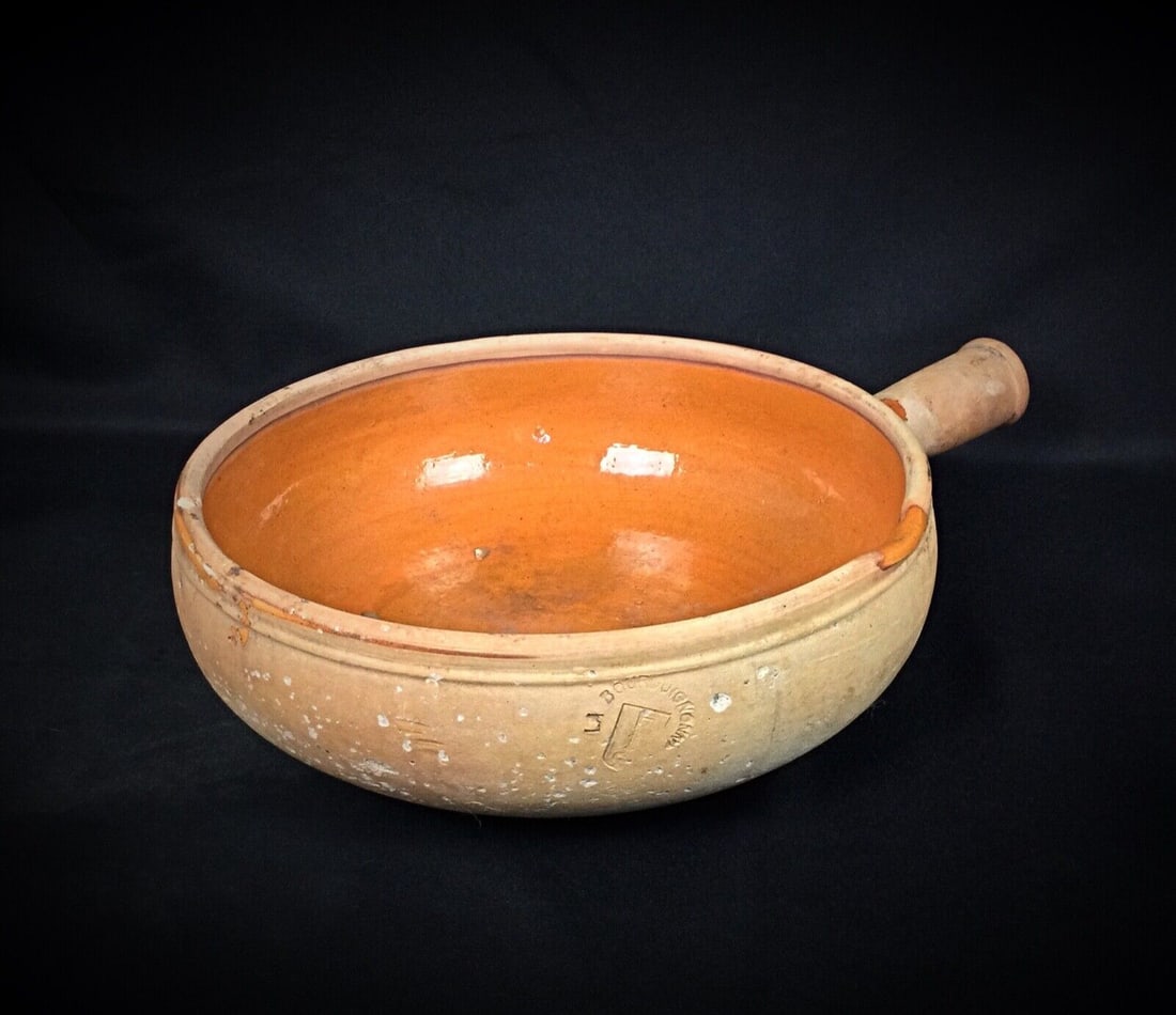Large Antique Terracotta Pan by La Bourguignonne – Vintage Kitchenware - 2