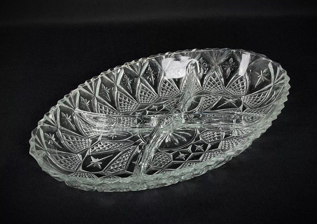Lovely Engraved Glass Compartment Tray – Ideal for Serving Appetizers - 4