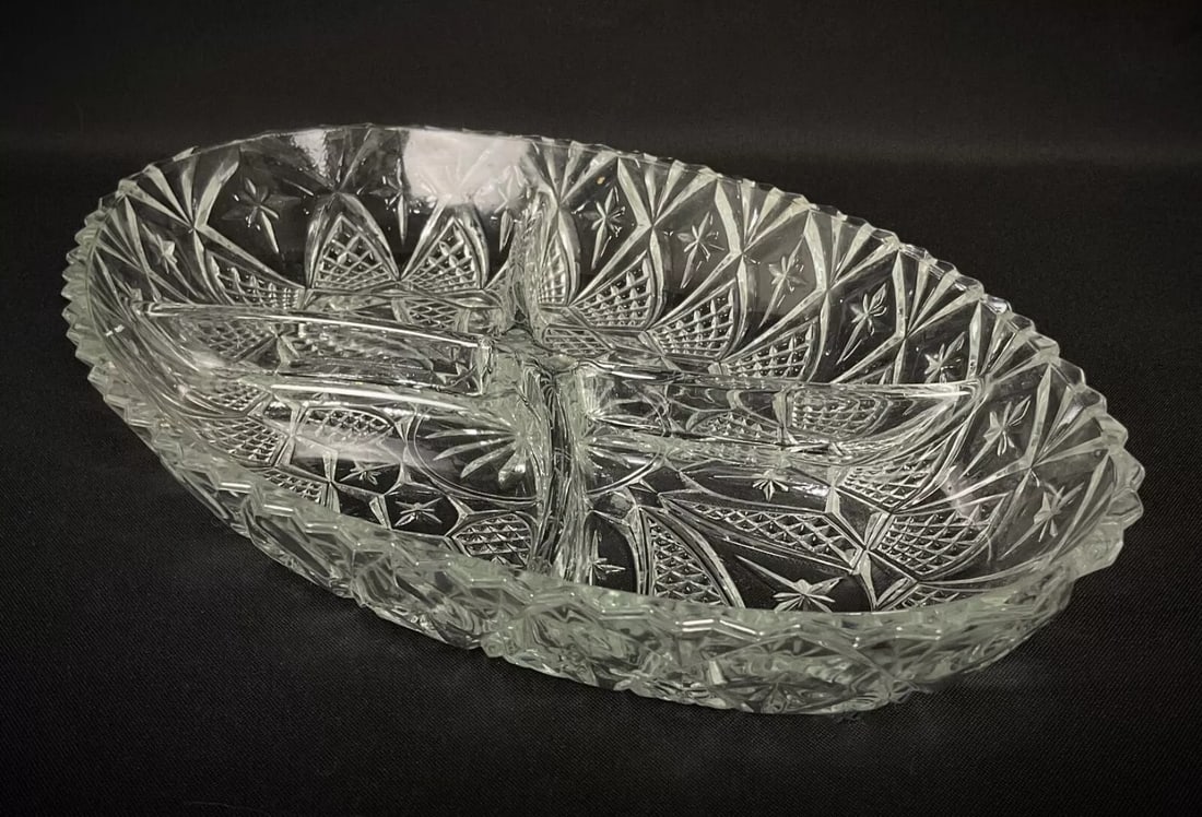 Lovely Engraved Glass Compartment Tray – Ideal for Serving Appetizers - 5