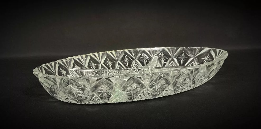 Lovely Engraved Glass Compartment Tray – Ideal for Serving Appetizers - 7