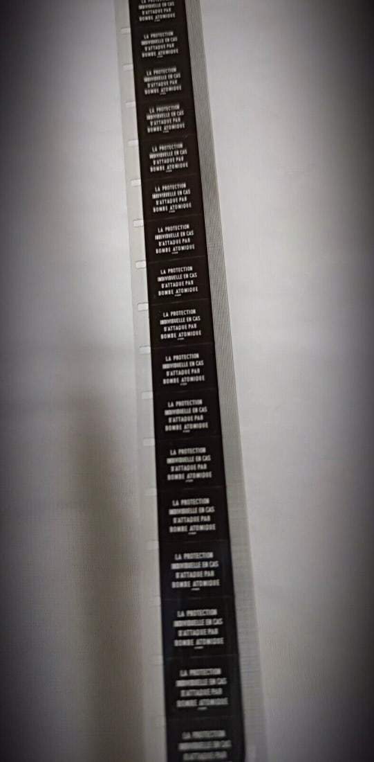 Vintage Military Film with Metal Box "ECPA" - Protection Individuelle - 4