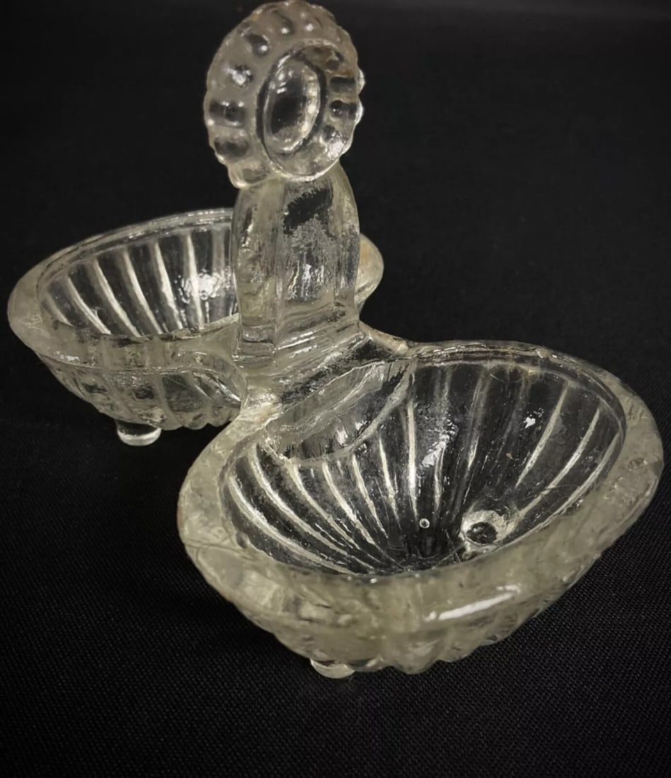 Antique 20th-Century French Quadruple-Footed Glass Salt Cellar - 9