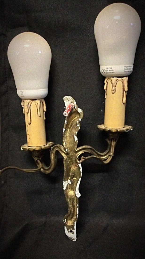 Vintage Two-Arm Brass Wall Sconce – 1940s Decorative Design - 3