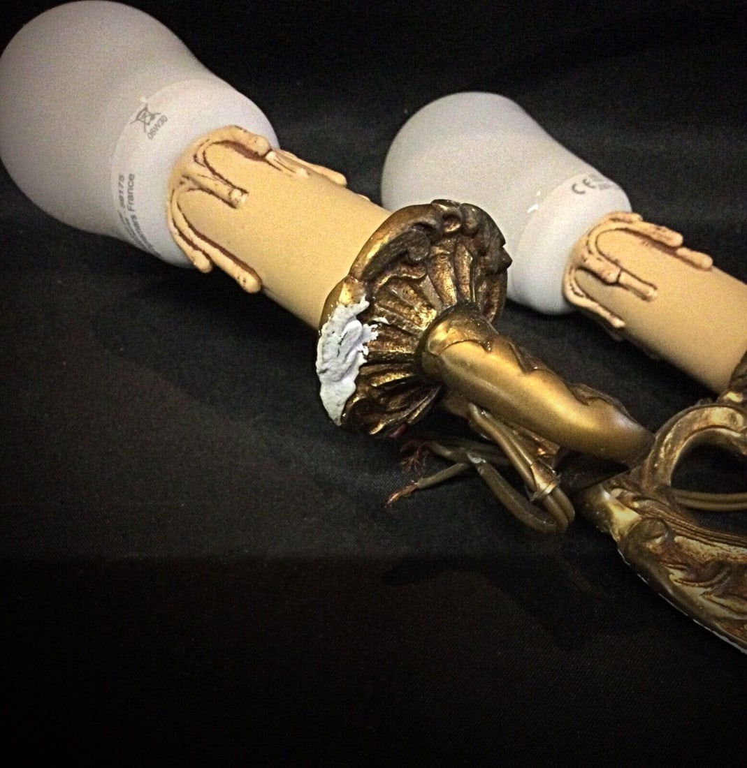 Vintage Two-Arm Brass Wall Sconce – 1940s Decorative Design - 7