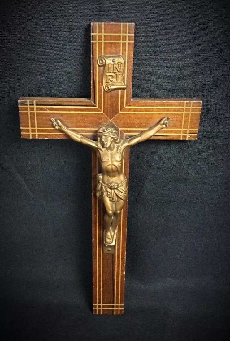 Antique Late 20th Century Wooden Crucifix with Spelter Corpus - 3